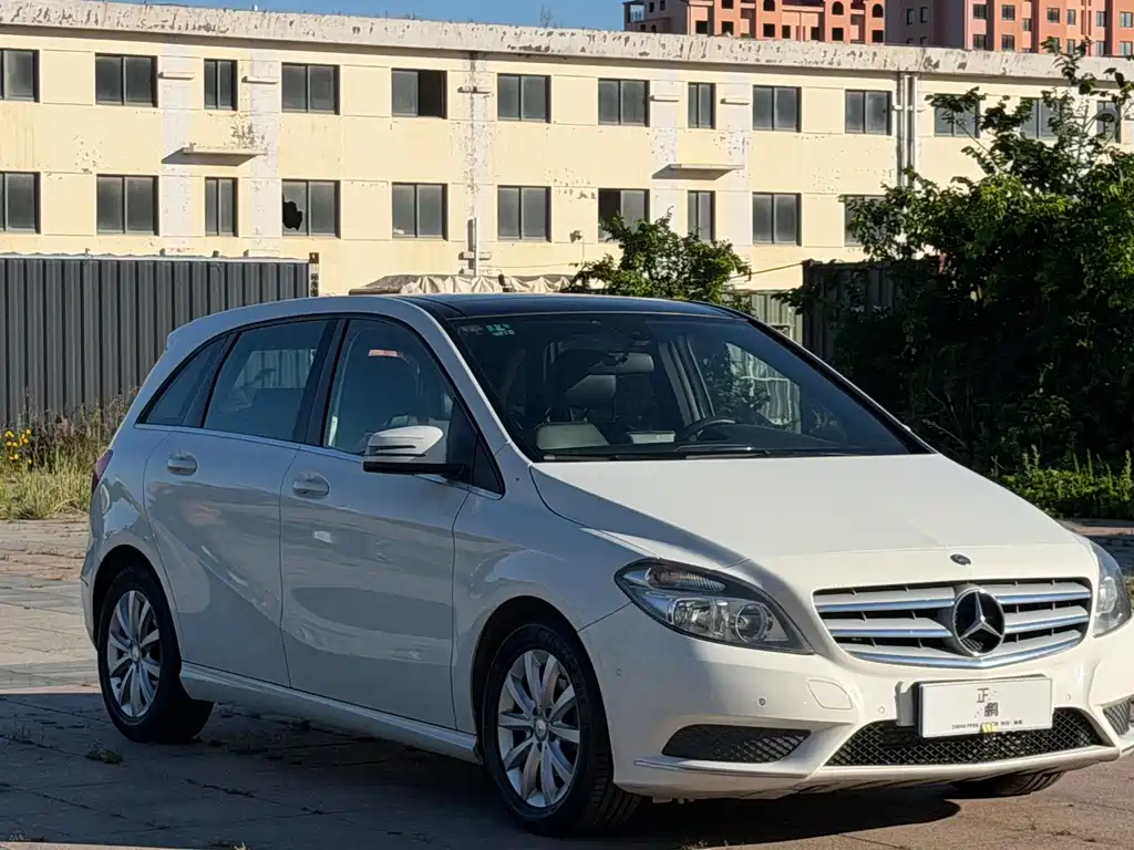Mercedes-Benz B-Class 2014 — фото 3