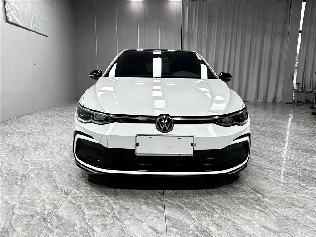 Volkswagen Golf 2022
