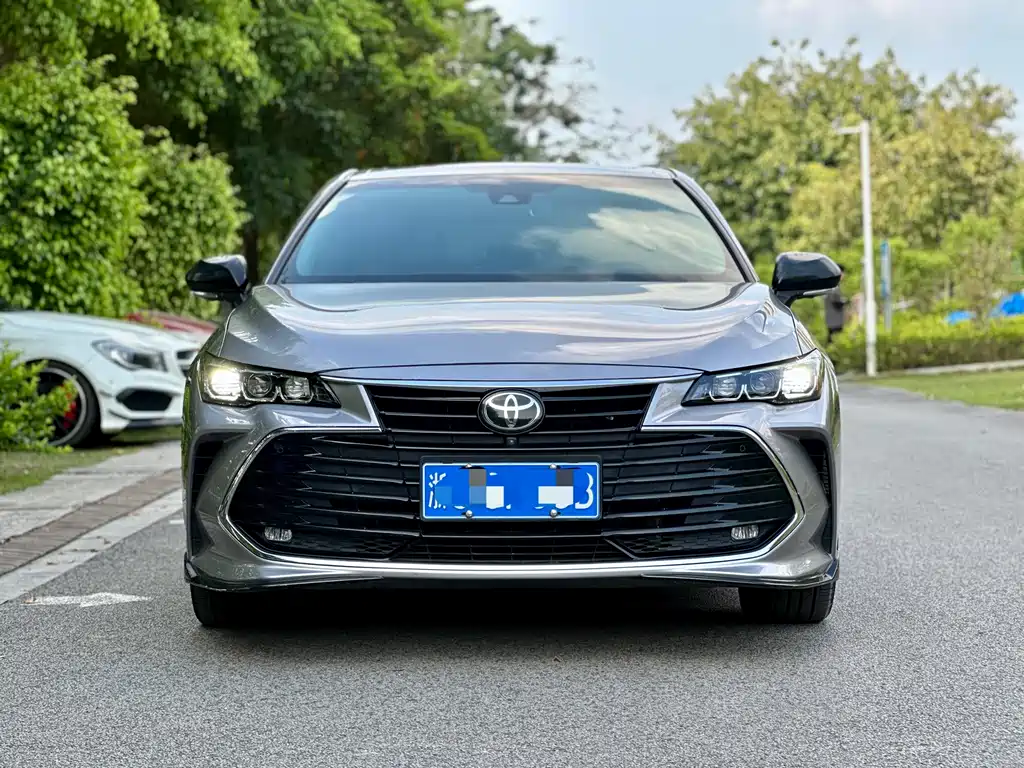Toyota Avalon 2021 — фото 2