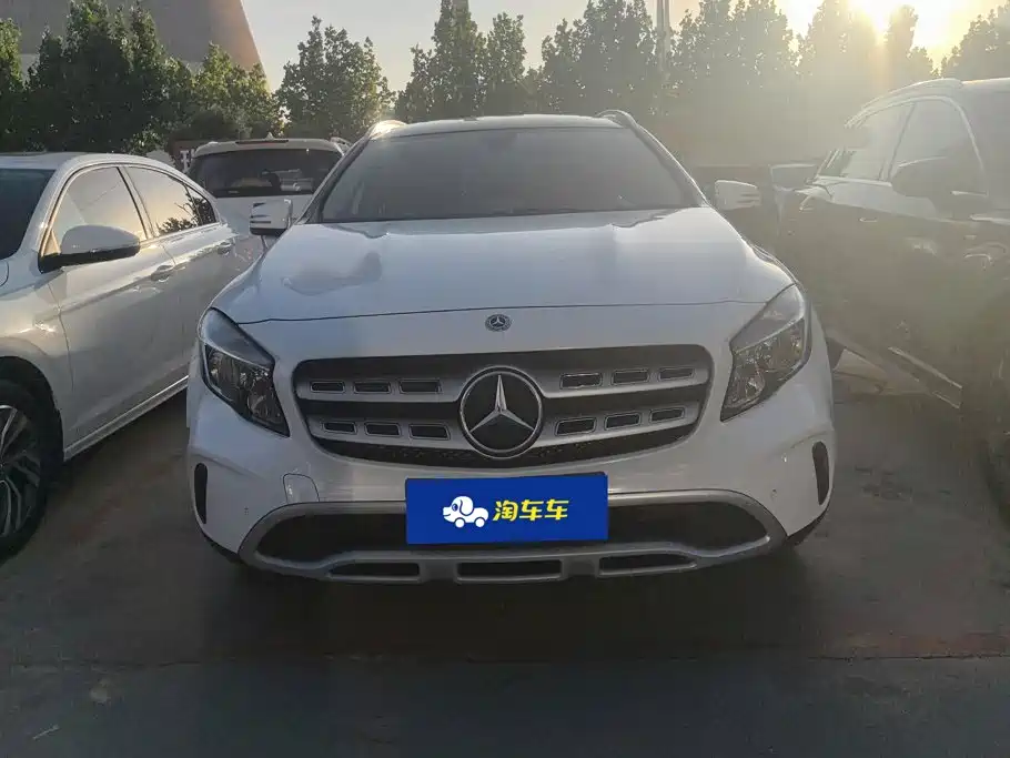 Mercedes-Benz GLA 2017