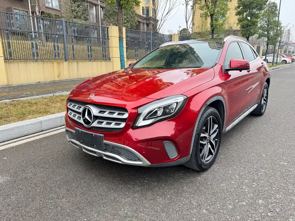 Mercedes-Benz GLA 2018 — фото 1