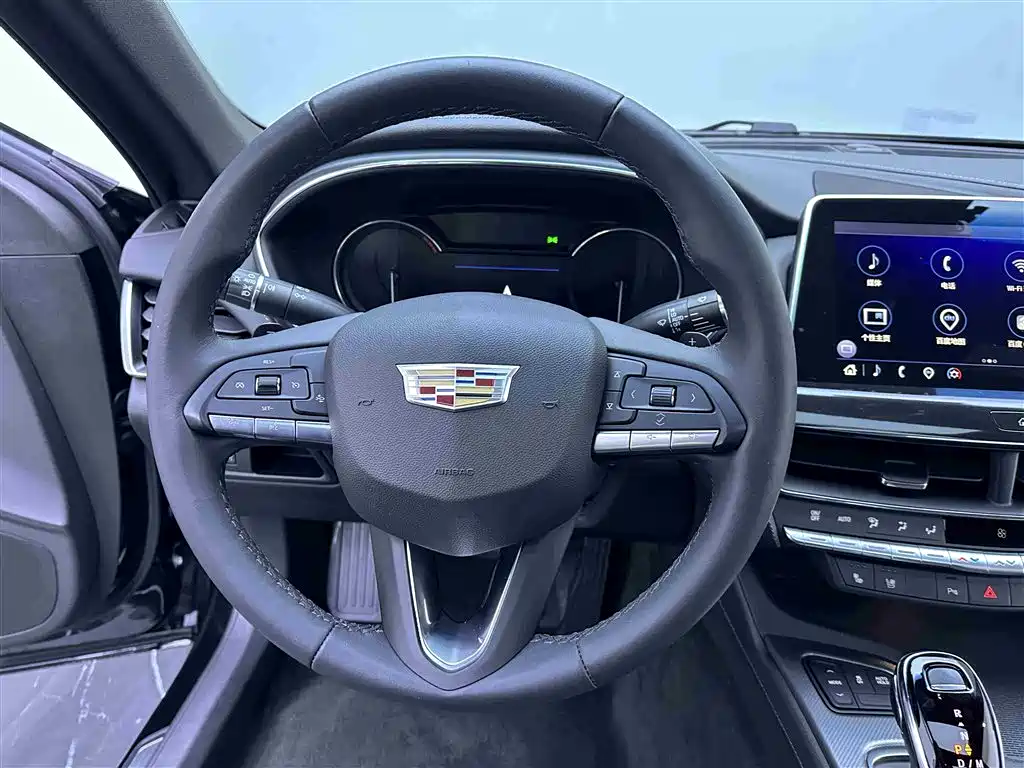 Cadillac CT5 2022 — фото 14