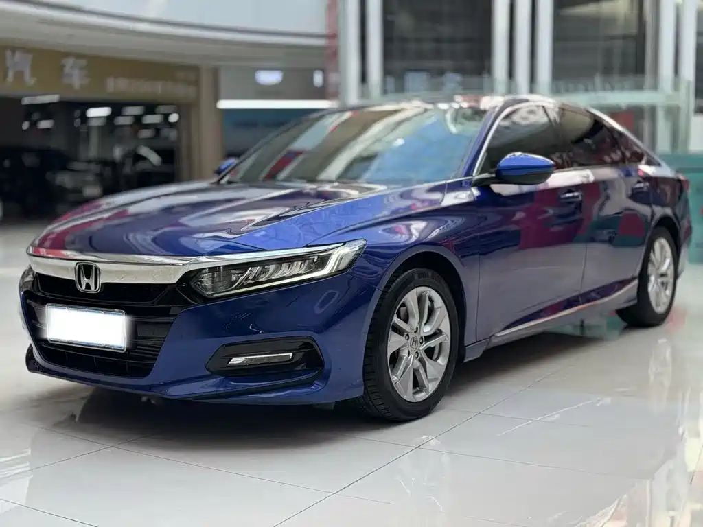 Honda Accord 2018 — фото 1