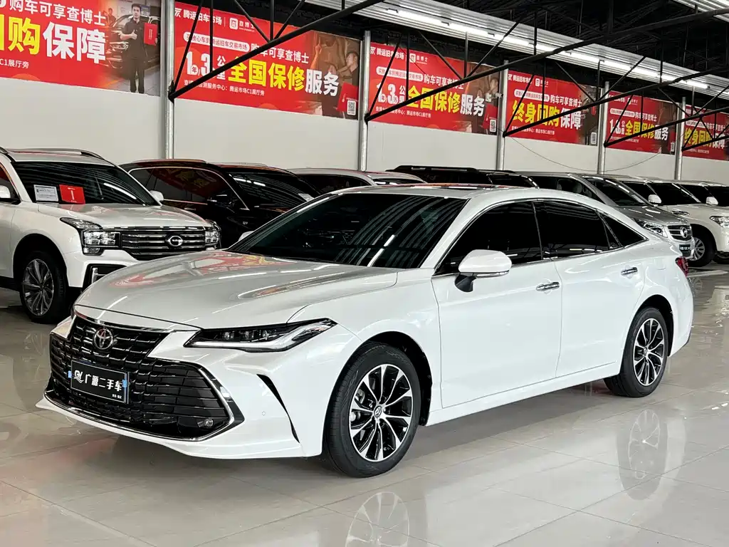 Toyota Avalon 2023 — фото 1