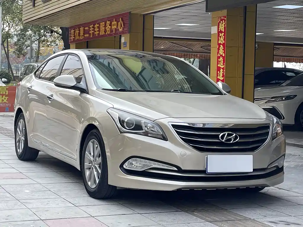 Hyundai Mistra 2015 — фото 3