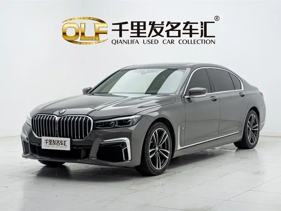 BMW 7 Series 2021 — фото 1