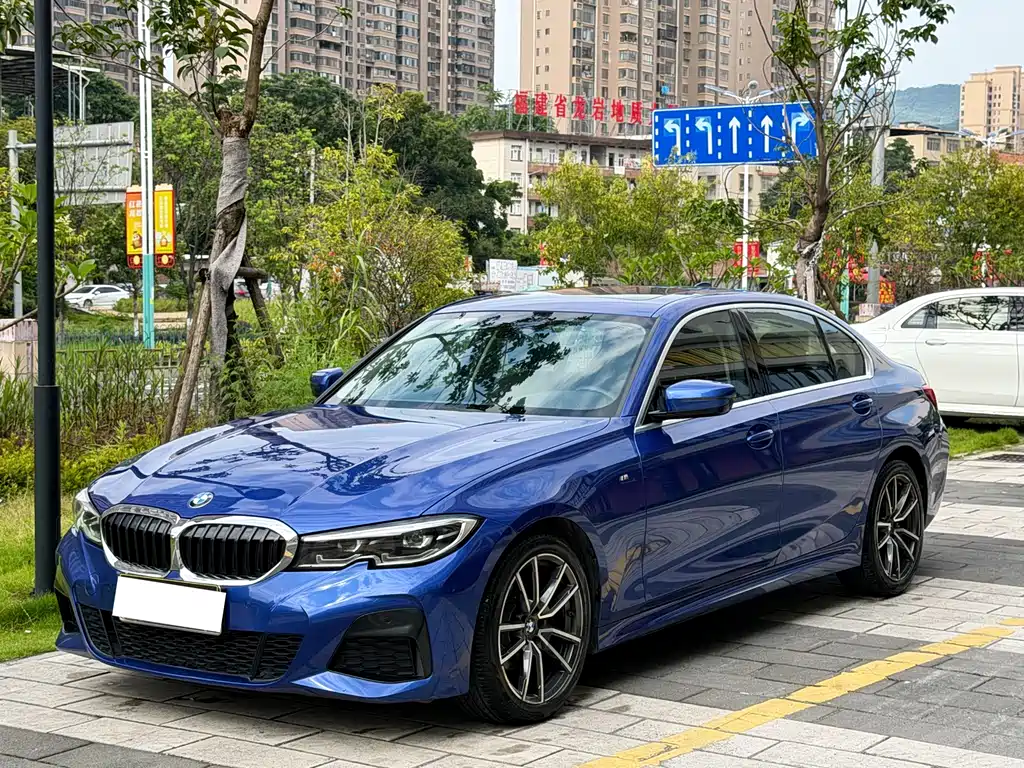 BMW 3 Series 2020 — фото 1