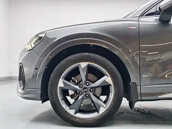 Audi Q3 2023