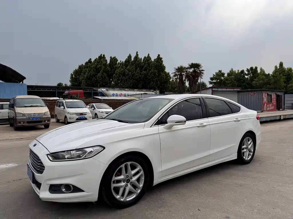 Ford Mondeo 2016 — фото 1