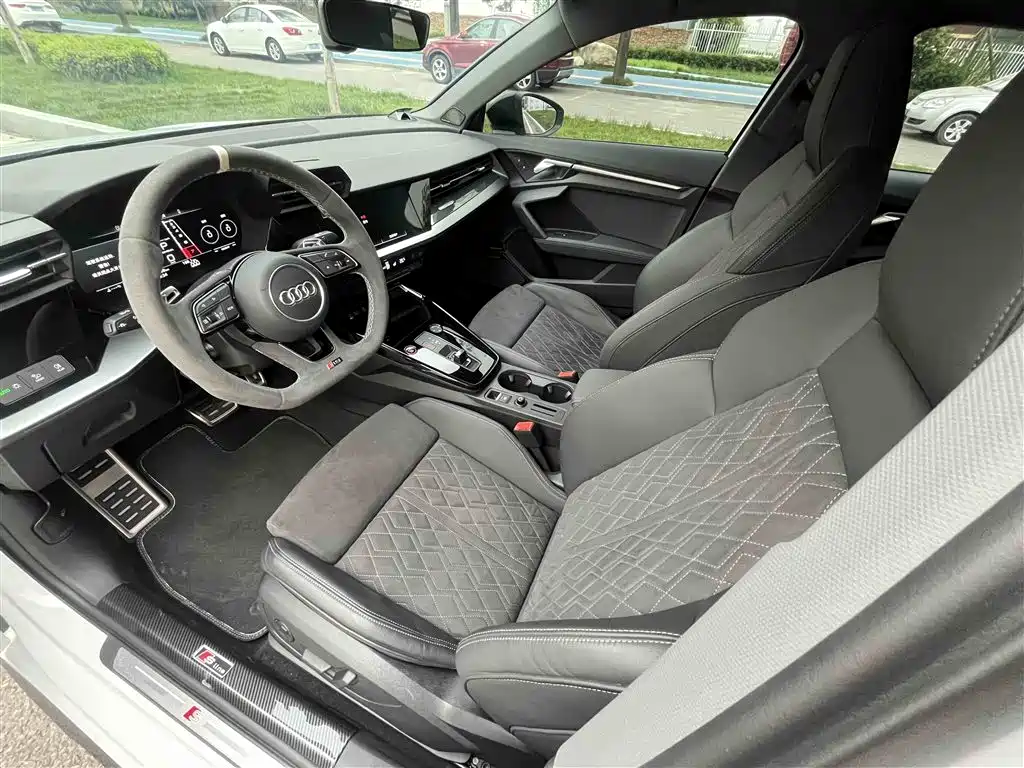 Audi A3 2021 — фото 16
