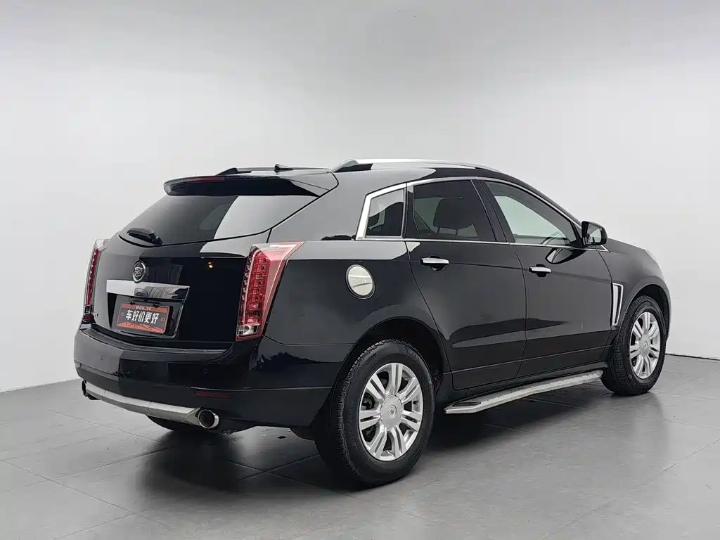Cadillac SRX 2015 — фото 2