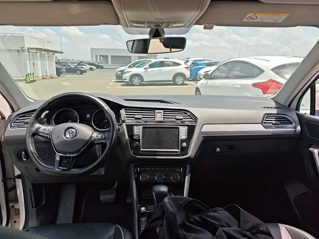Volkswagen Tiguan L 2019 — фото 10