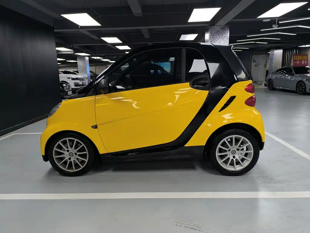 smart Fortwo 2012 — фото 18