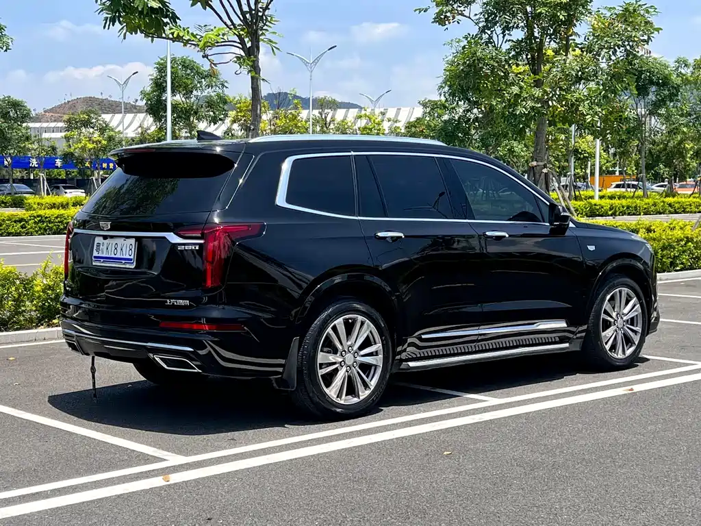 Cadillac XT6 2020 — фото 4