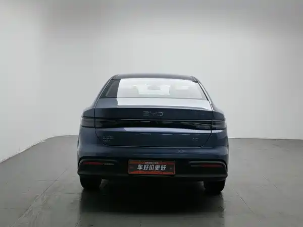 BYD Seal 05 DM-i 2025