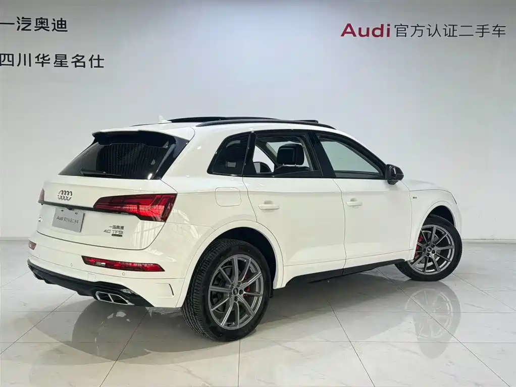 Audi Q5L 2023 — фото 4
