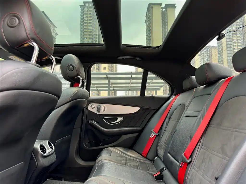 Mercedes-Benz C-Class AMG 2020 — фото 15