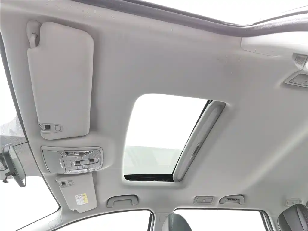 GAC Motor Trumpchi M6 2021 — фото 14