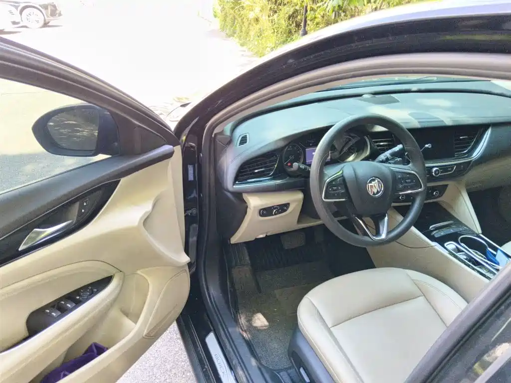 Buick Regal 2022 — фото 14
