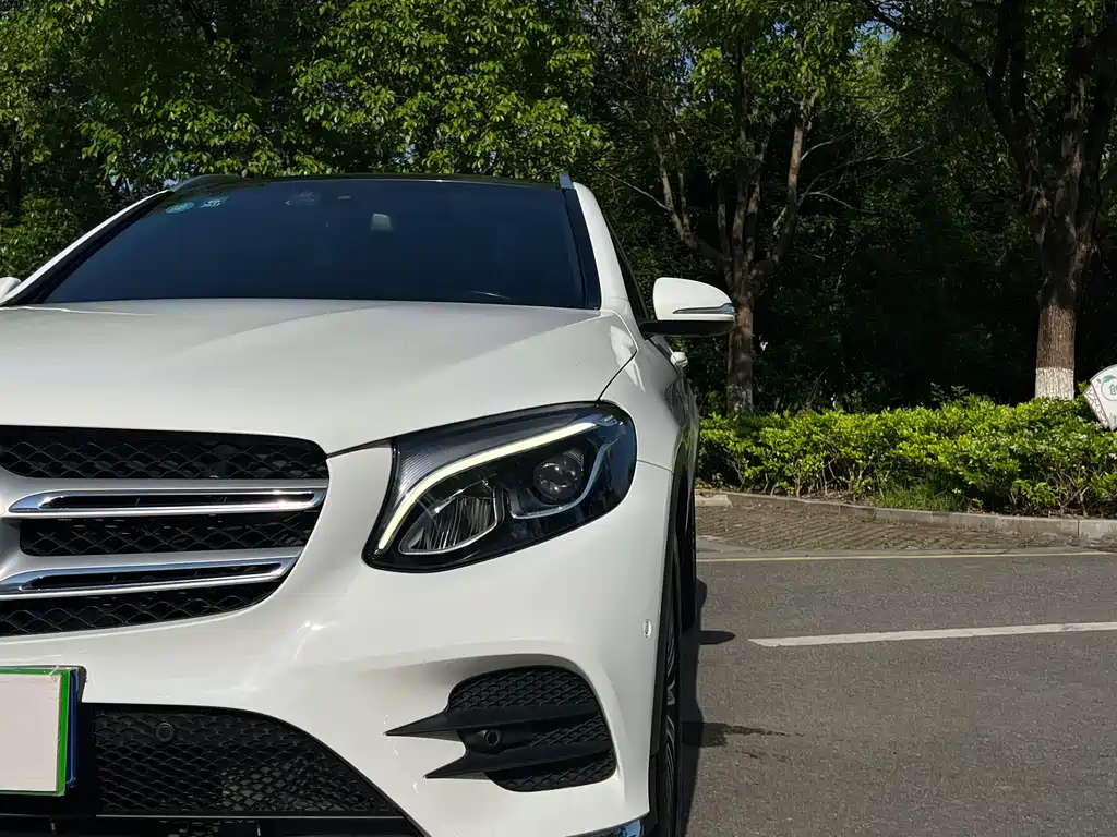 Mercedes-Benz GLC 2017 — фото 10