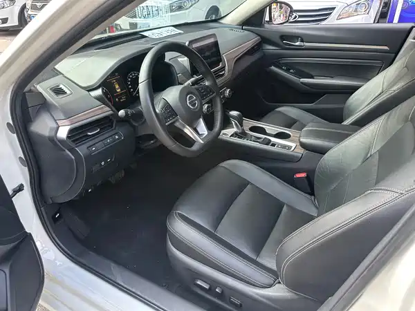 Nissan Teana 2021