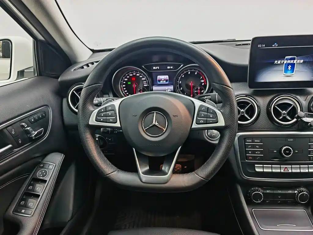 Mercedes-Benz GLA 2019 — фото 11