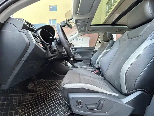 Audi Q3 2023