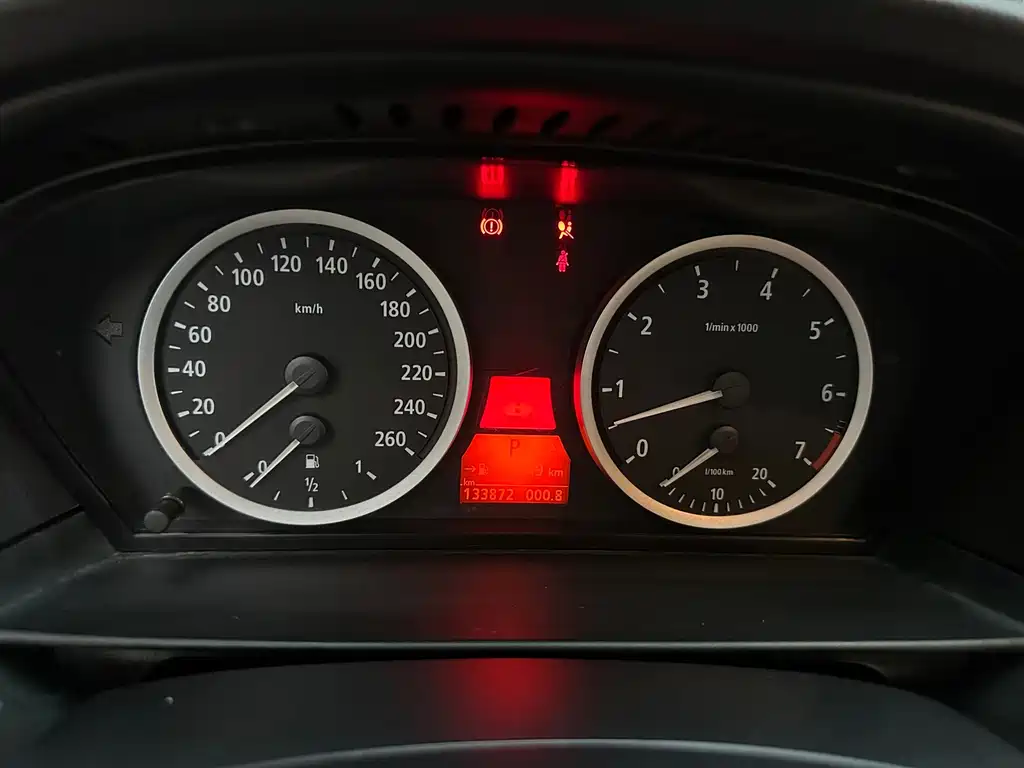 BMW 5 Series 2005 — фото 18