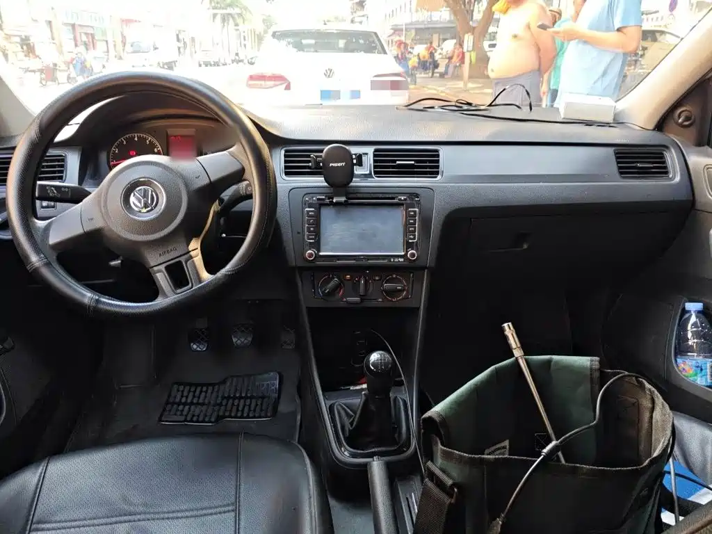 Volkswagen Santana 2014