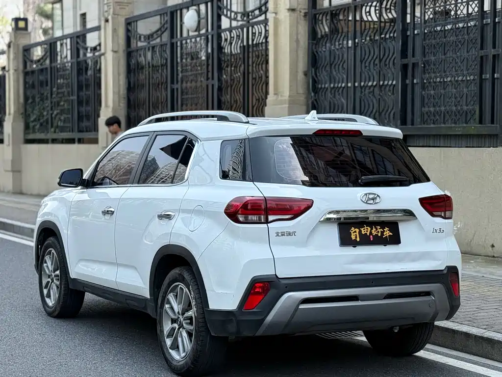 Hyundai ix35 2018 — фото 19