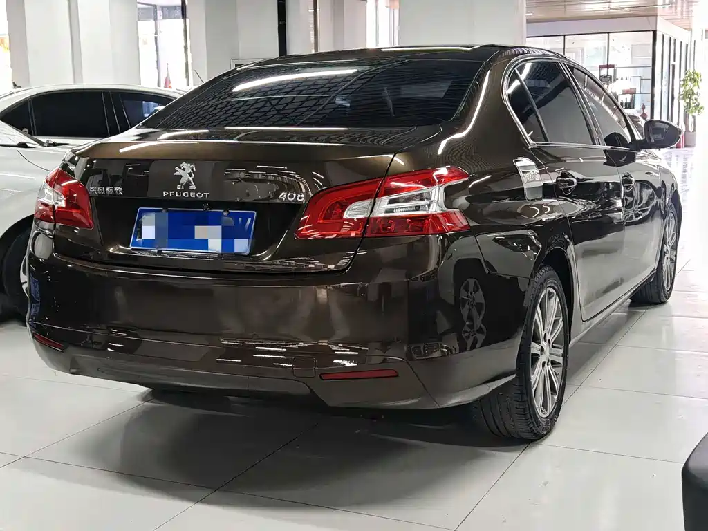 Peugeot 408 2015 — фото 3