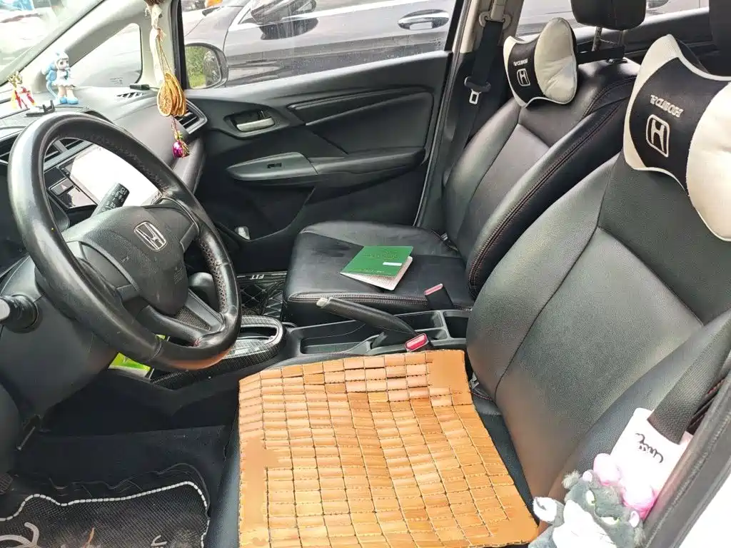 Honda Fit 2018 — фото 11