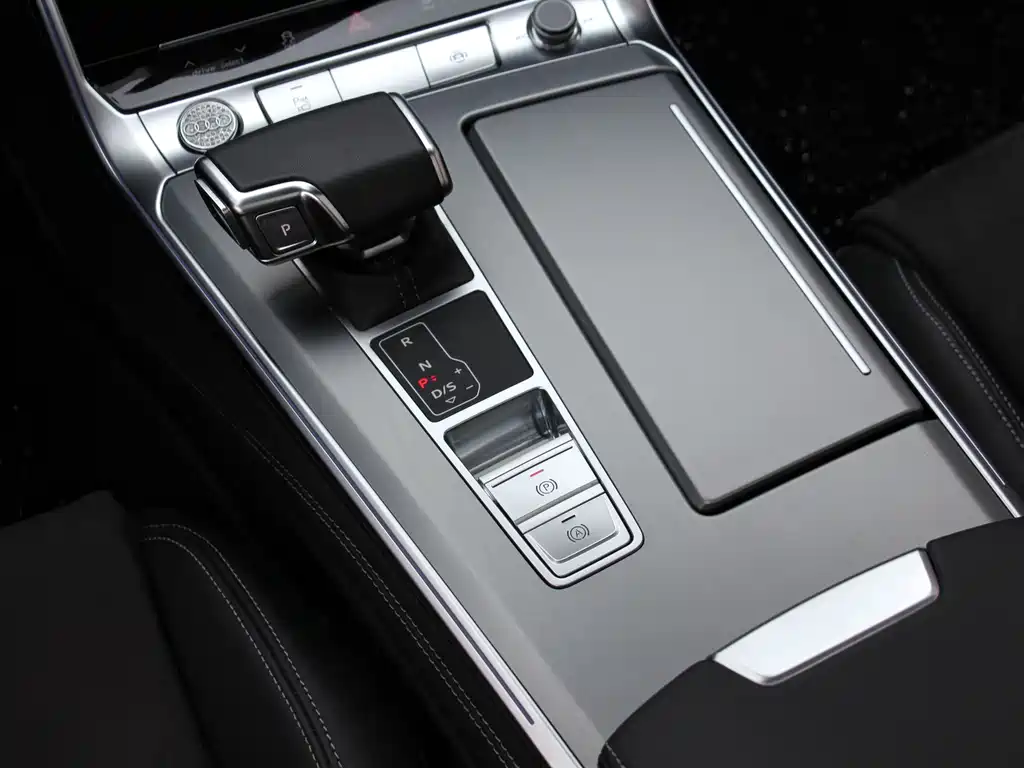 Audi A7L 2025 — фото 13