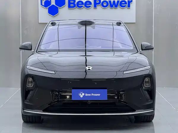 NIO ET9 2025