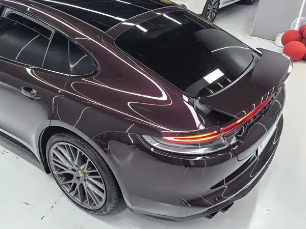 Porsche Panamera 2024