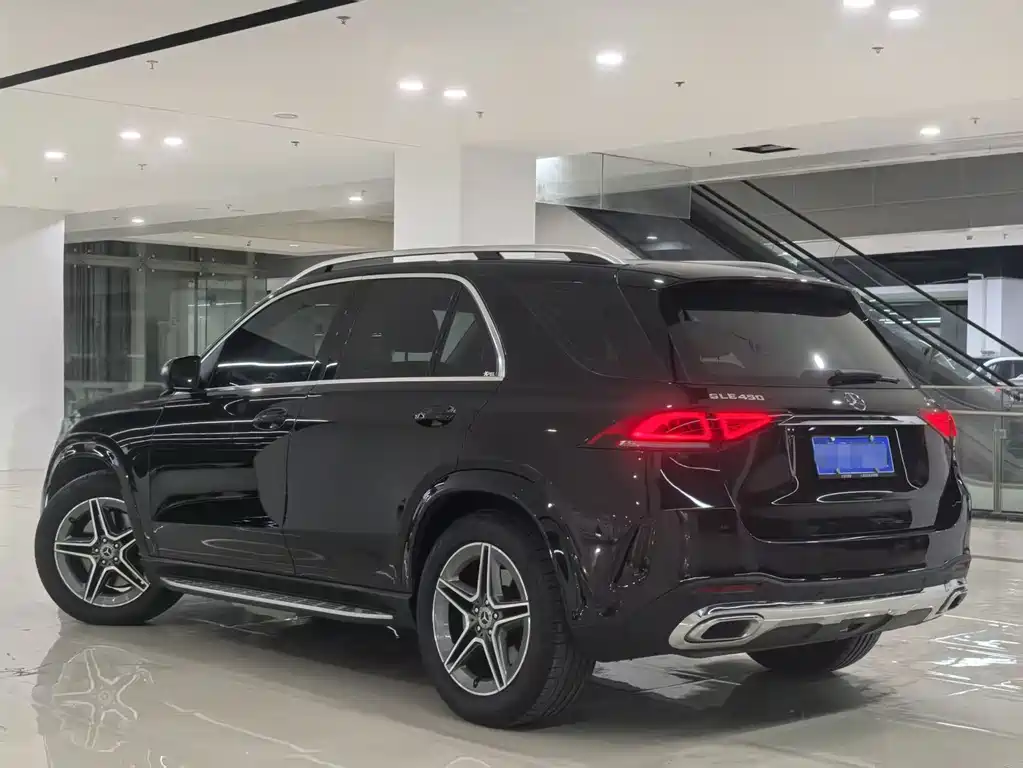 Mercedes-Benz GLE 2021 — фото 11