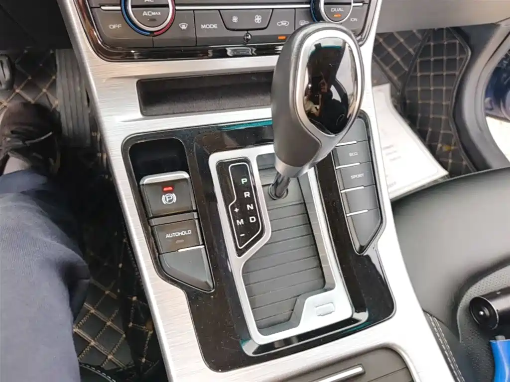 Geely Emgrand GS 2020 — фото 14