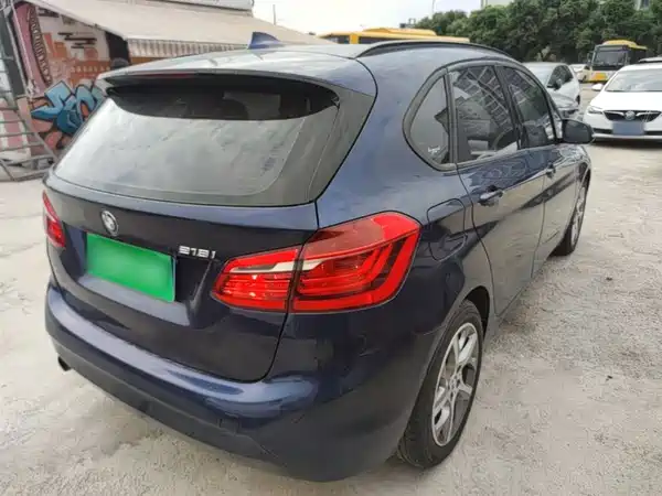 BMW 2 Series Station Wagon 2015