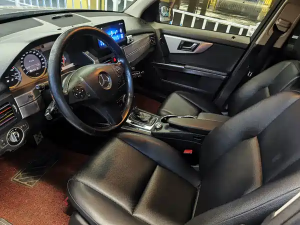 Mercedes-Benz GLK-Class 2012