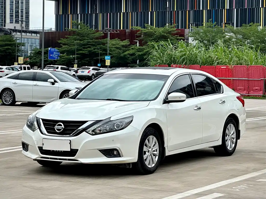 Nissan Teana 2018 — фото 1