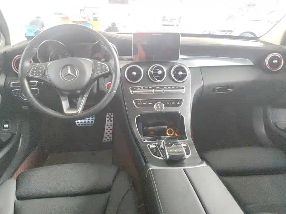 Mercedes-Benz C-Class 2017 — фото 12