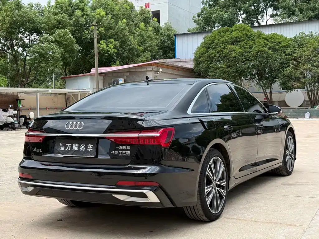 Audi A6L 2024 — фото 17