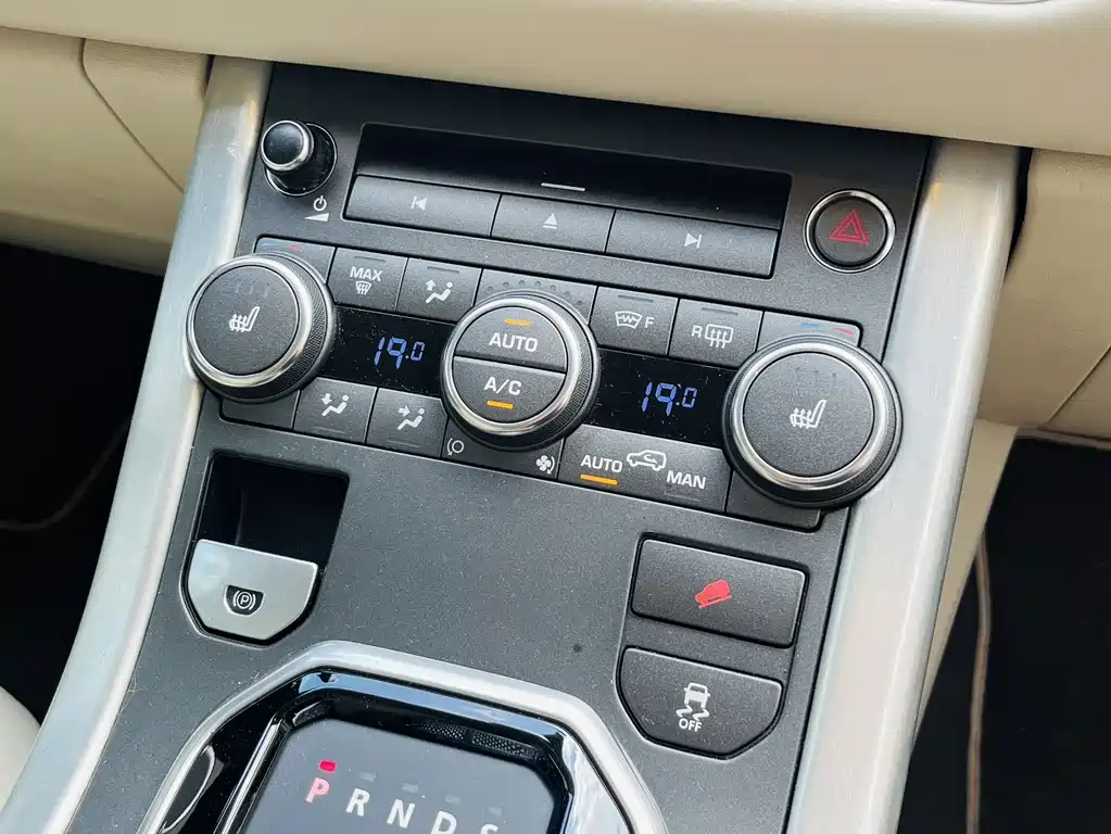 Land Rover Evoque 2014 — фото 9