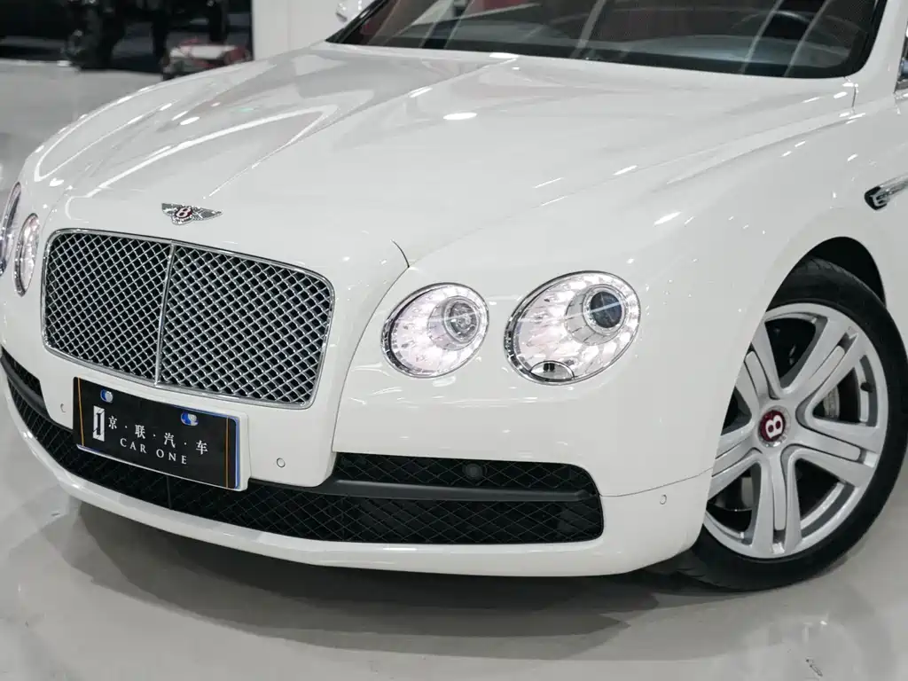 Bentley Flying Spur 2014 — фото 4