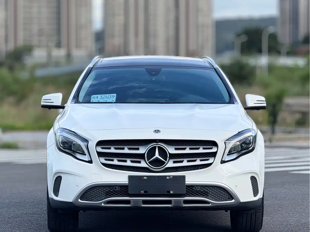 Mercedes-Benz GLA 2018 — фото 2