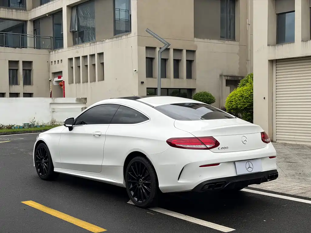 Mercedes-Benz C-Class 2017 — фото 9