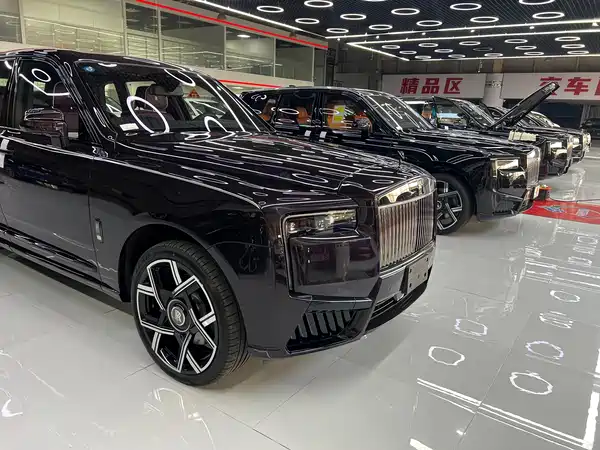 Rolls-Royce Cullinan 2024