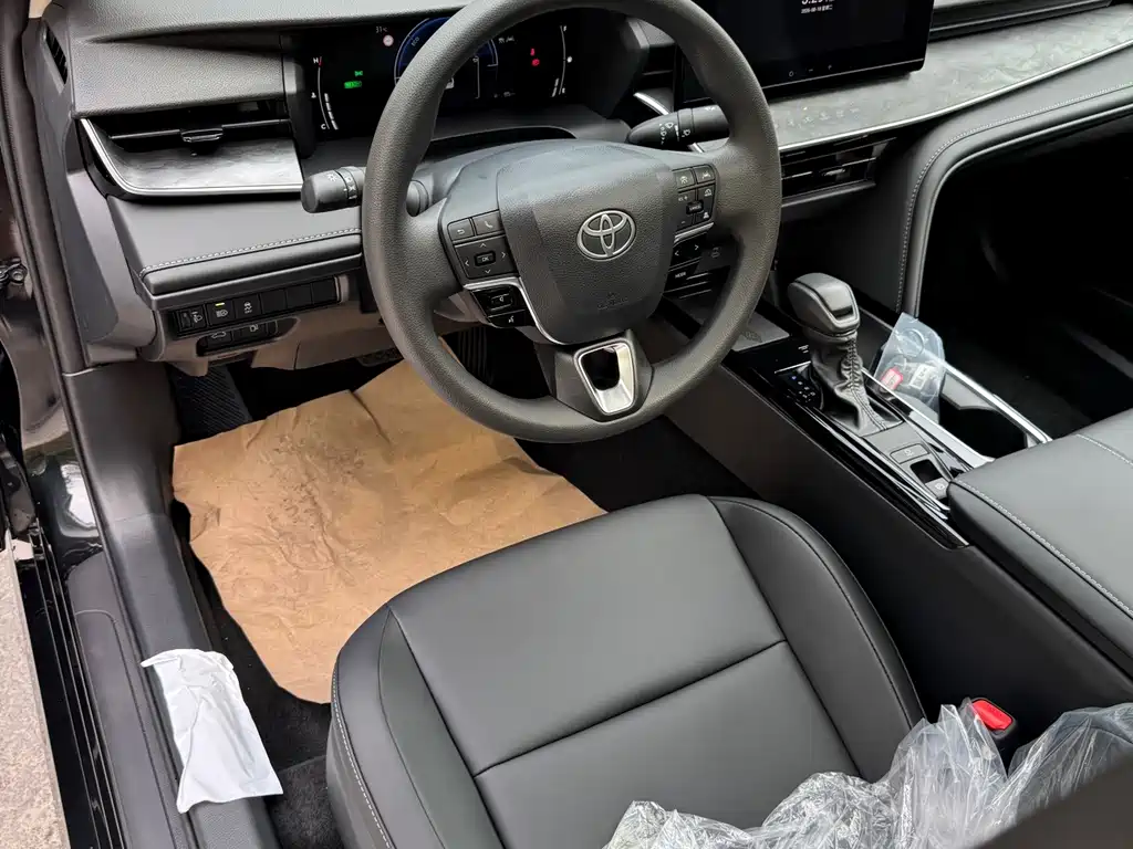 Toyota Camry 2026 — фото 14