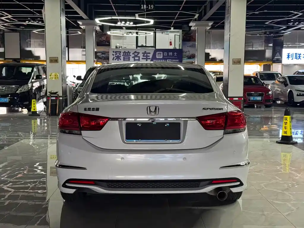 Honda Spirior 2017 — фото 6