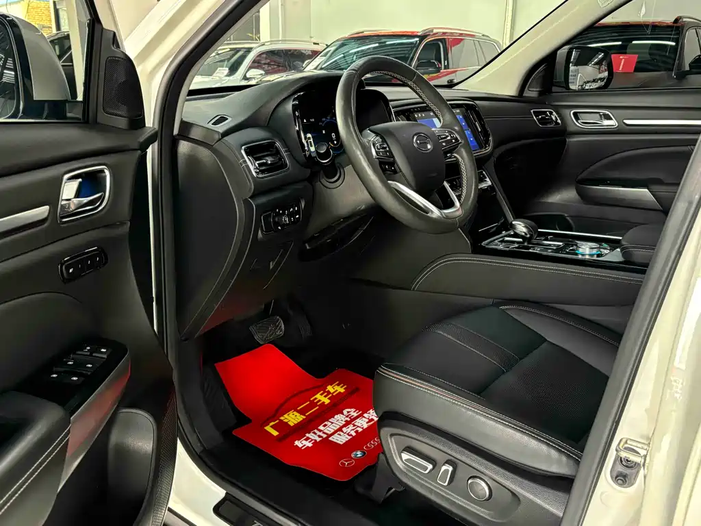 GAC Motor Trumpchi GS8 2020 — фото 7